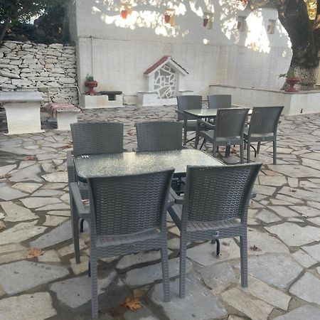 Sariza Spring Hotel Apikia  外观 照片