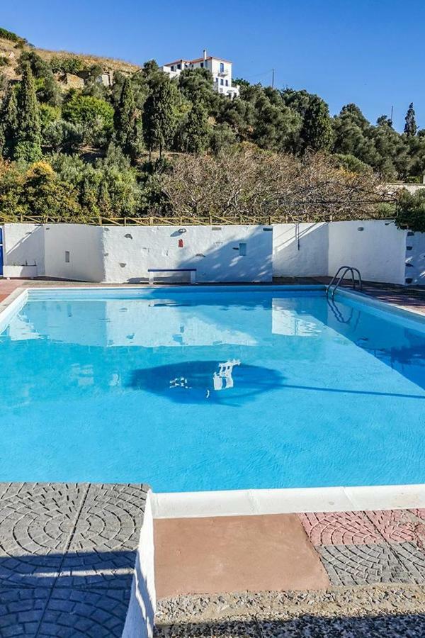 Sariza Spring Hotel Apikia  外观 照片